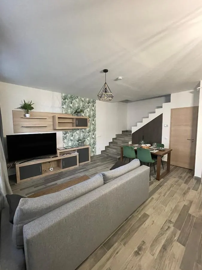City Nest Eger